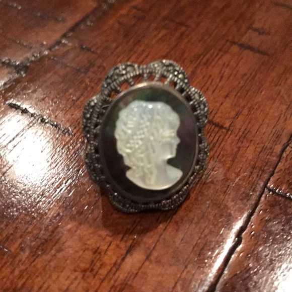 Jewelry - Vintage ring